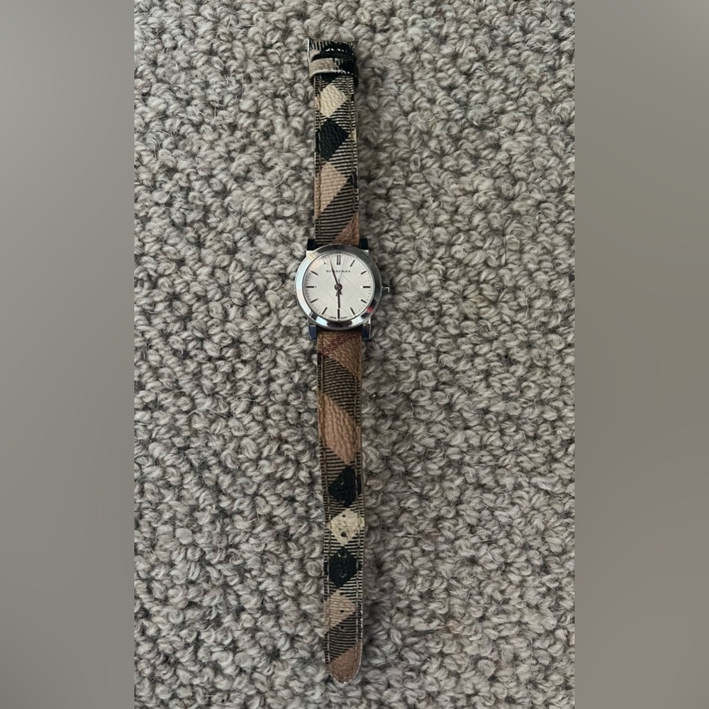 Small Burberry watch